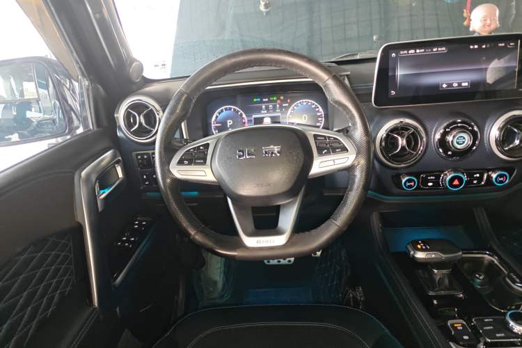 Used  BJ40 2020 2.0T Automatic Four-Wheel Drive Urban Hunter Edition Prestige Version