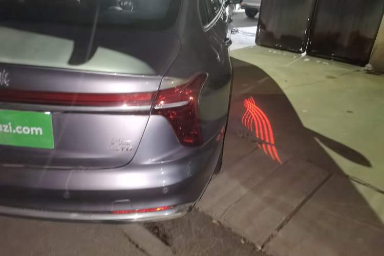 Used Hongqi H5 2023 2.0T Automatic Smart Connect Flagship Edition
