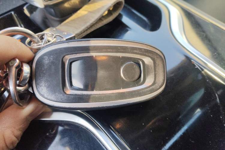 Used Hongqi E-QM5 2024 610 km PLUS