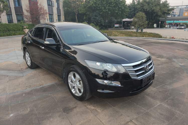 Used Honda Crosstour 2012 2.4L Luxury Edition
