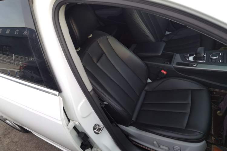 Used Audi A4L 2018 30th Anniversary Edition 40 TFSI Trendy Model