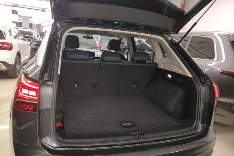 Used Volkswagen Tayron 2020 330TSI Two-Wheel Drive Luxury Smart Connectivity Version
