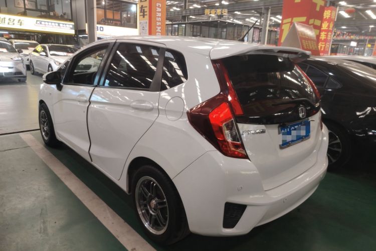 Used Honda Fit 2016 1.5L LXS CVT Comfort Sunroof Version
