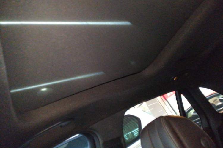 Used Mercedes-Benz GLC 2017 GLC 260 4MATIC Luxury Model