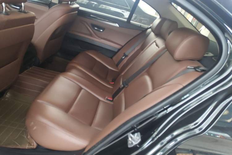 Used BMW 5 Series 2014 525Li Leading Model
