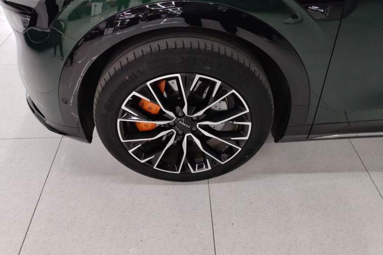 Used Zeekr 7X 2025 100 kWh Long-Range Rear-Wheel Drive with Intelligent Driving Features