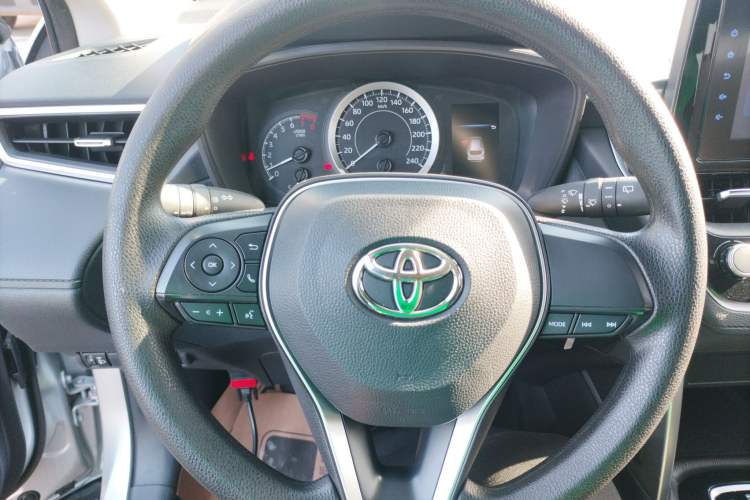 Used Toyota FRONTLANDER 2022 2.0L CVT Elite Edition
