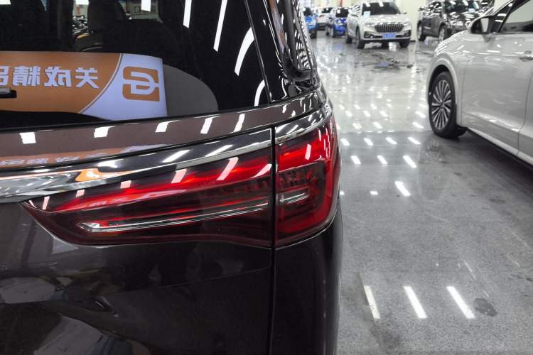 Used Buick GL8 2020 ES Land Cruiser 653T Luxury Edition
