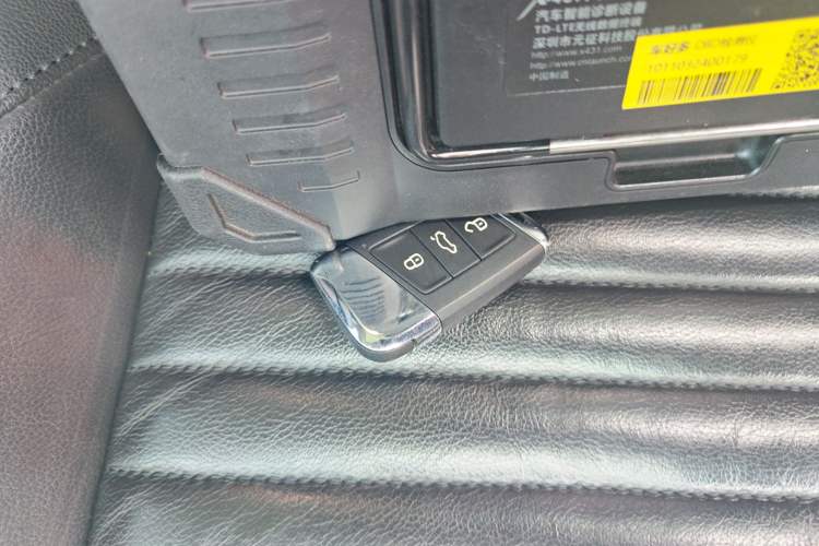 Used Volkswagen Magotan 2017 330TSI DSG Leading Model
