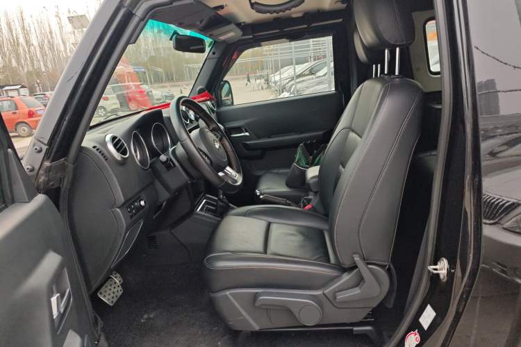 Used Beijing Auto BJ40 2016 2.3T Automatic Four-Wheel Drive Premium Edition
