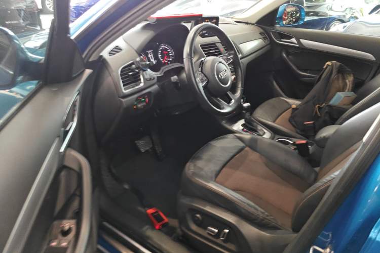 Used Audi Q3 2016 35 TFSI Fashion Model
