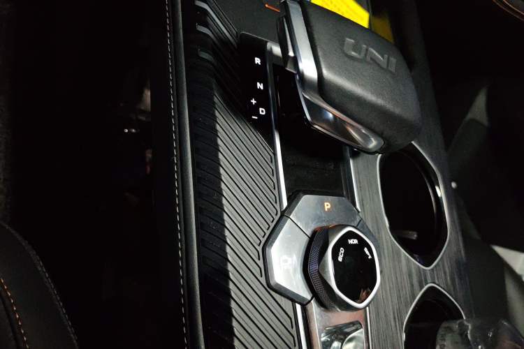 Used Changan UNI-K 2021 2.0T Prestige Edition