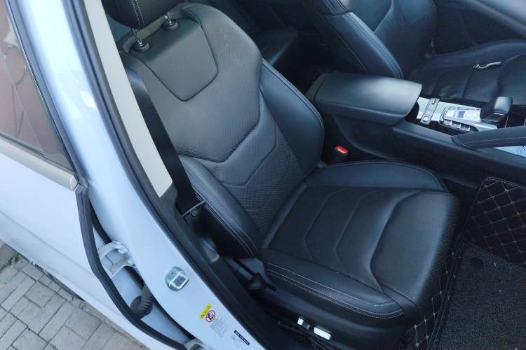 Used BYD Song Pro New Energy 2019 EV High-Power Long-Range Flagship Model
