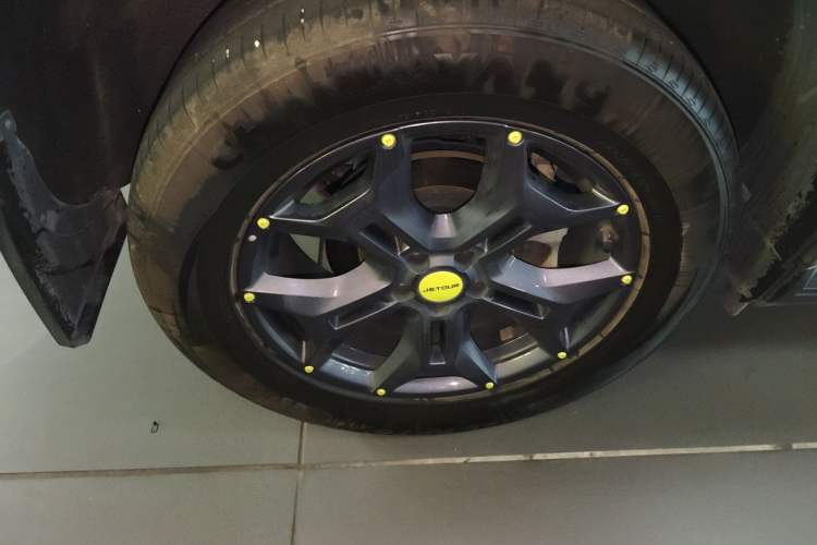 Used Jetour Traveler 2023 2.0T All-Wheel-Drive CrossPRO
