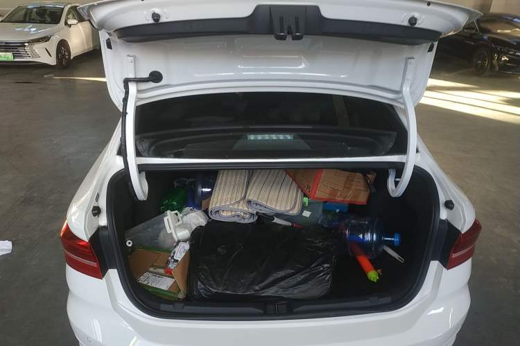 Used Volkswagen Lavida 2019 1.5L Automatic Comfort Edition China VI Standard
