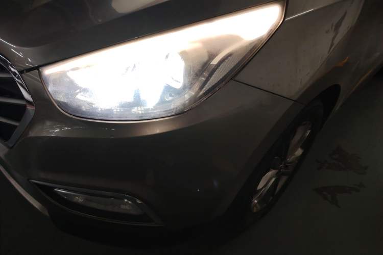 Used Hyundai ix35 2015 2.0L Automatic 2WD Smart Version China V Standard
