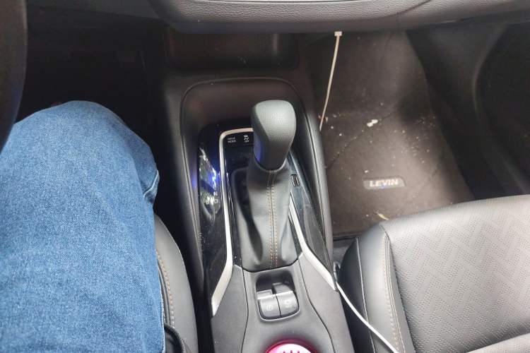 Used Toyota Levin 2023 Smart Electric Hybrid Dual-Engine 1.8L Sport Edition
