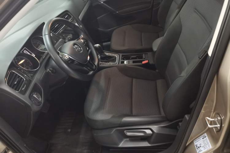 Used Volkswagen Golf 2020 Zhiai Edition 280TSI DSG Comfort Model
