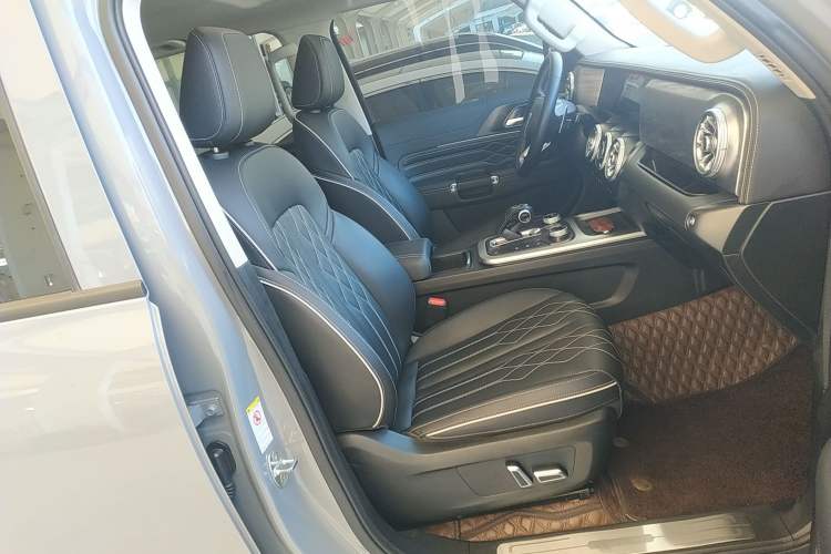 Used Tank 300 2023 Off-Road Edition 2.0T Challenger
