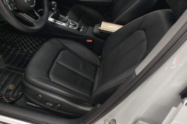 Used Audi A3 2019 Limousine 35 TFSI Style Version China V Emission Standard
