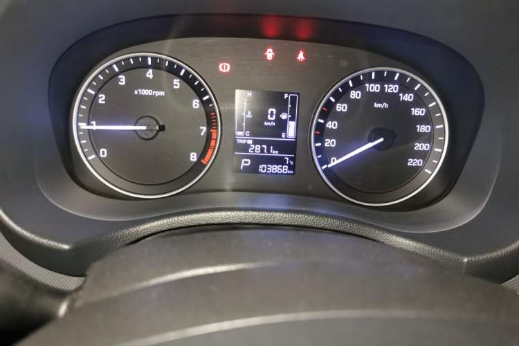 Used Hyundai ix25 2015 1.6L Automatic Two-Wheel Drive Smart GLS Trim
