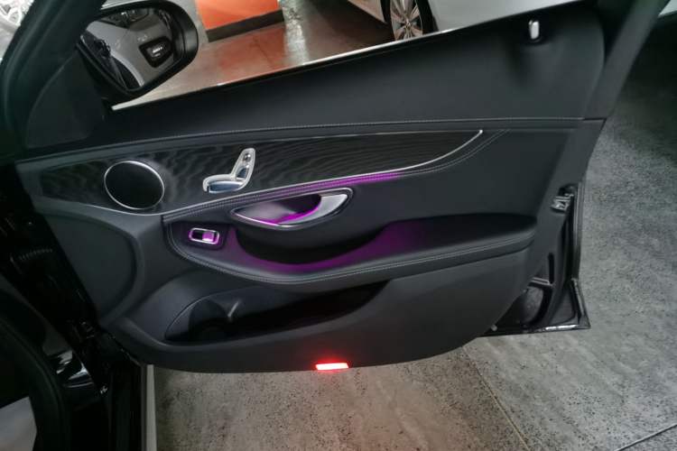 Used Mercedes-Benz C-Class 2017 Restyled C 180 L Fashion Edition Sport Version
