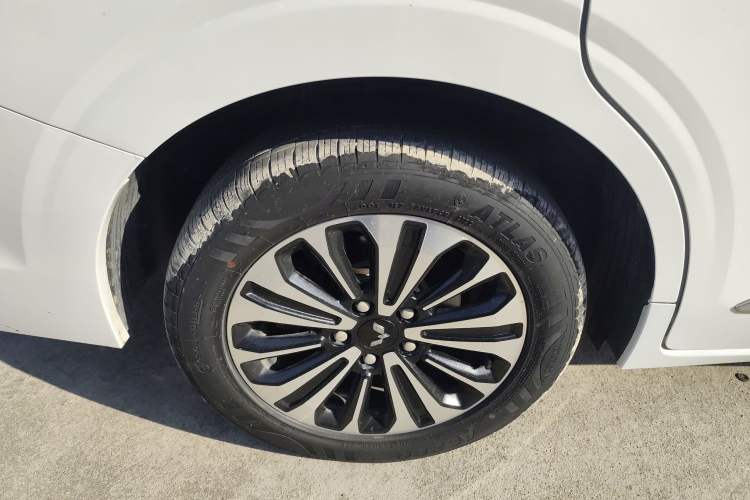 Used Wuling Jiachen 2022 1.5T CVT Deluxe Flagship Edition