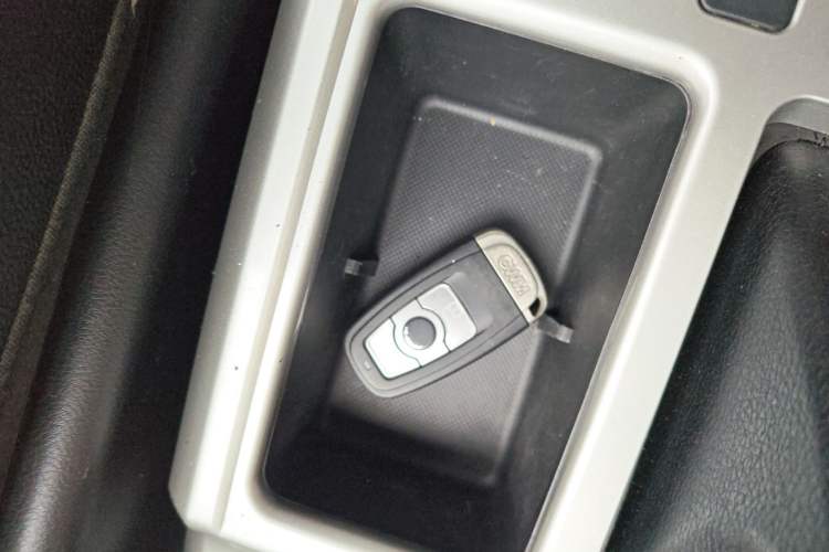 Used Haval H6 2016 Upgraded Model 1.5T Manual Two-Wheel Drive Elite Version
