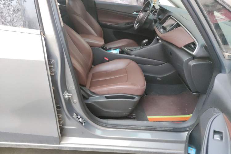 Used Buick GL6 2018 18T 6-Seater Luxury Model
