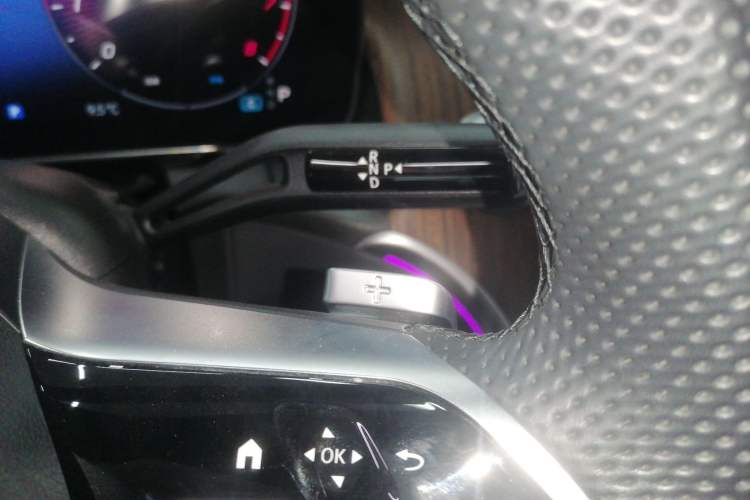 Used Mercedes-Benz GLC 2023 GLC 300 L 4MATIC Dynamic Edition 5-seater
