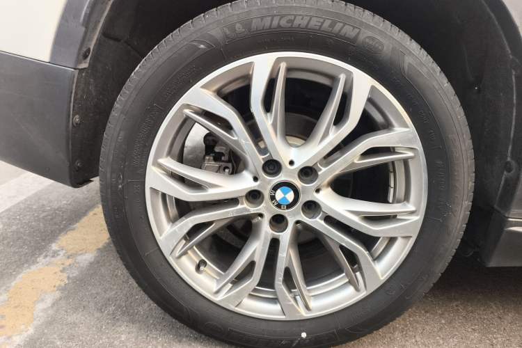 Used BMW X1 2018 sDrive20Li Leading Model