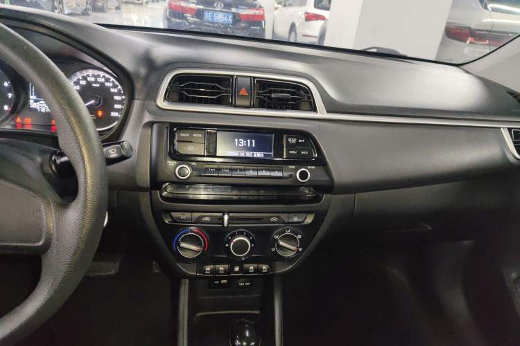 Used Hyundai Verna 2017 1.4L Automatic YueXiang Edition China V-standard
