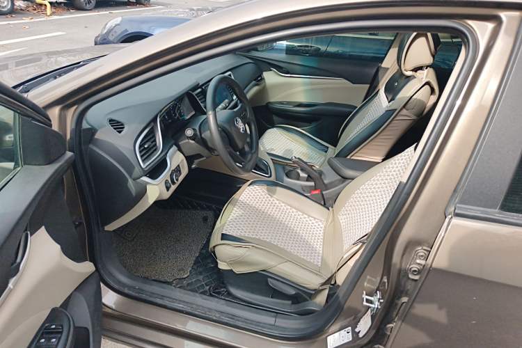 Used Buick GT 2017 15N Automatic Elite Version
