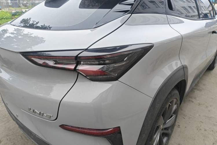 Used Changan UNI-T 2020 1.5T Prestige Version
