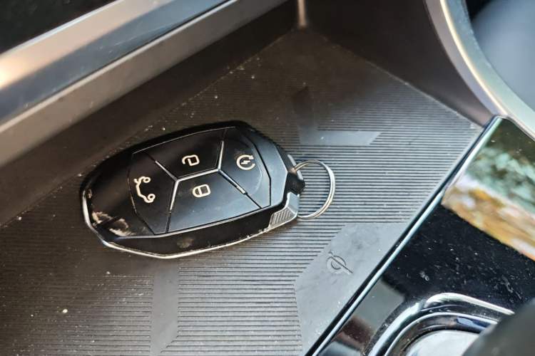 Used Lynk & Co 01 2019 2.0T Two-Wheel Drive Zhaopu Version China VI Standard
