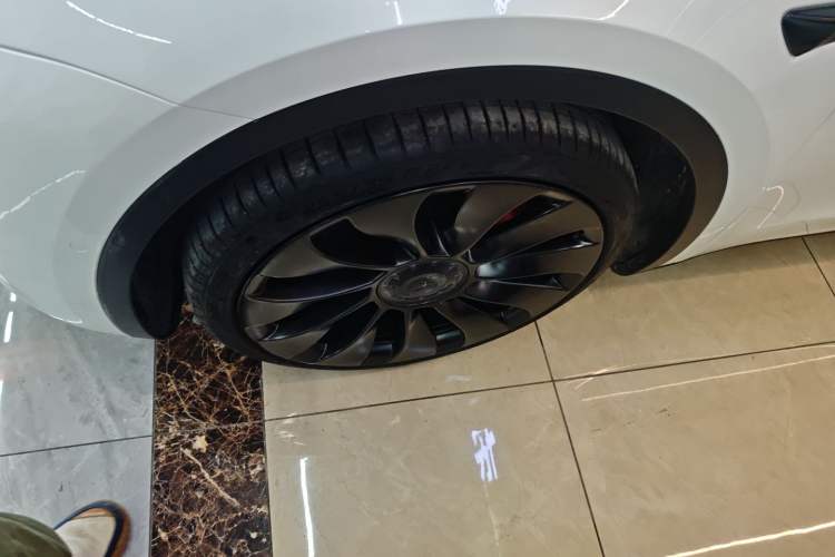 Used Tesla Model Y 2022 Performance High-Performance All-Wheel-Drive Version
