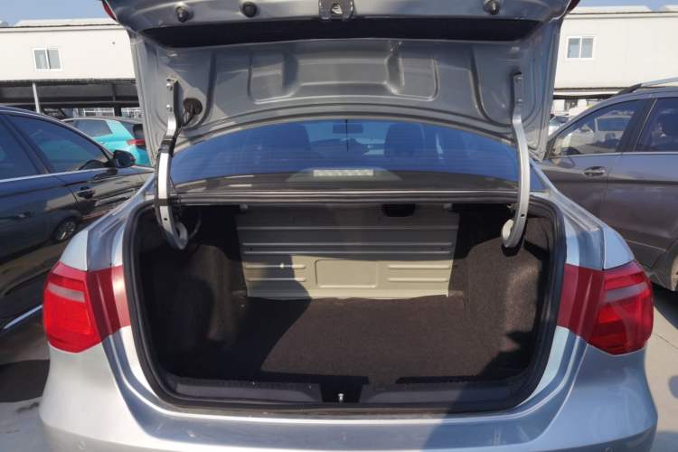 Used Volkswagen Jetta 2015 1.6L Automatic Comfort Model
