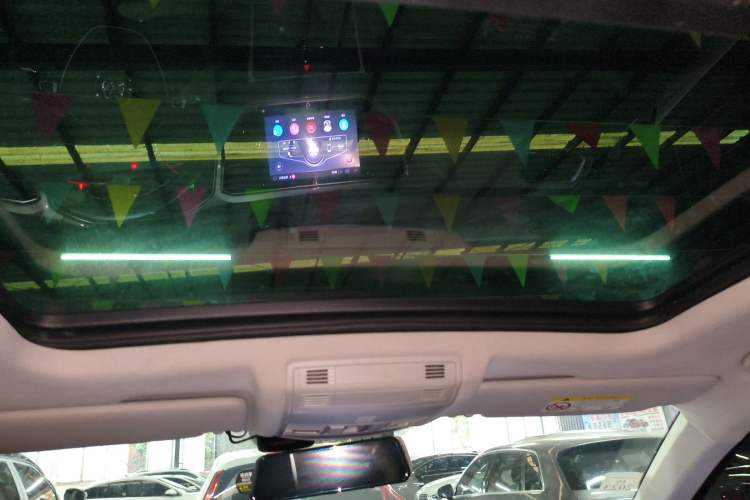 Used Volkswagen T-ROC 2018 230TSI DSG Two-Wheel Drive Advanced Version China V Standard
