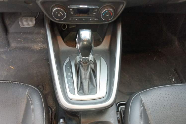 Used Ford Escort 2017 Happiness Edition 1.5L Automatic Fashion Version
