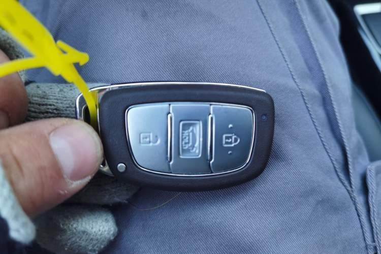 Used Hyundai Mistra 2016 1.8L Automatic Smart GLS
