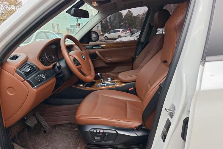 Used BMW X3 2016 sDrive20i
