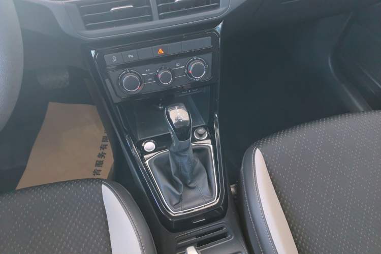 Used Volkswagen Tacqua 2023 200TSI DSG Joy-Connect Edition
