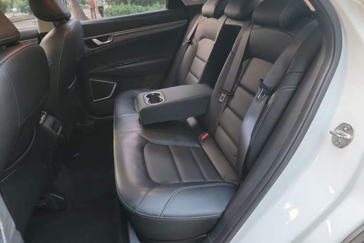 Used Geely Auto Emgrand GS 2018 Elegant Edition 1.8L Manual LingShang Model
