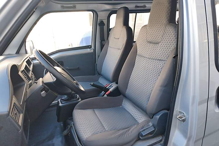 Used Wuling Zhiguang 2020 1.2L Practical Model China VI LSI
