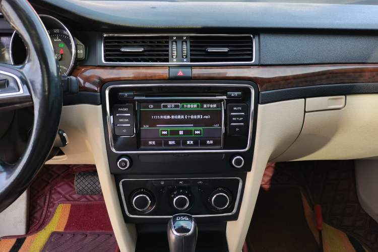 Used Skoda Superb 2013 1.4 TSI DSG Prestige Edition
