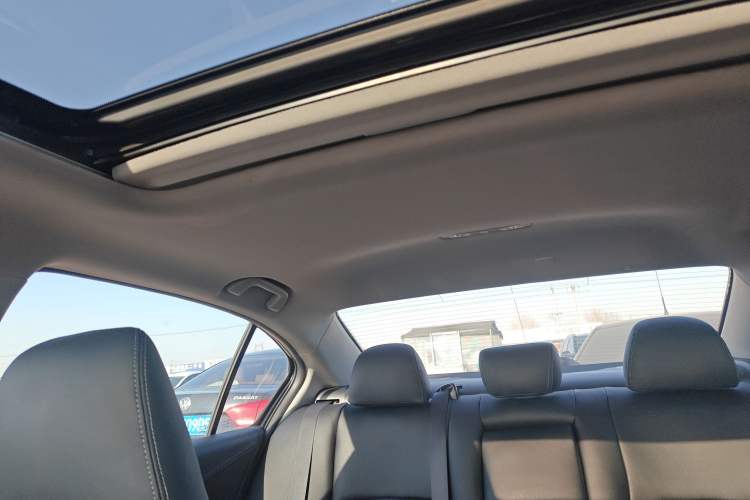 Used Honda Accord 2016 2.0L Comfort Edition
