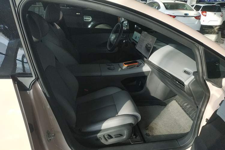 Used Nissan N7 2025 625 Max
