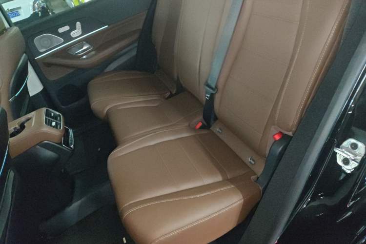 Used Mercedes-Benz GLE 2024 GLE 450 4MATIC Luxury Model
