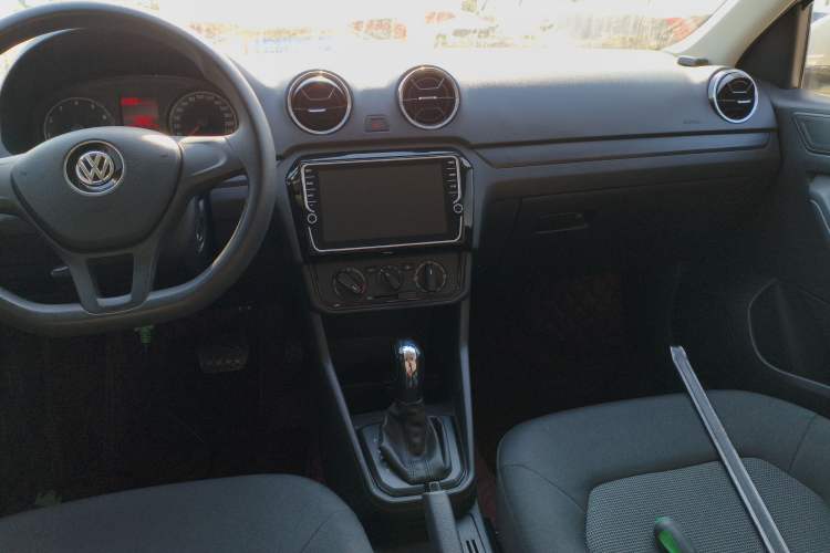 Used Volkswagen Jetta 2017 1.5L Automatic Fashion Model
