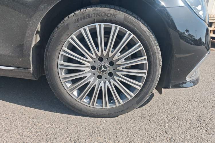 Used Mercedes-Benz E-Class 2023 Updated E 300 L Fashion Edition
